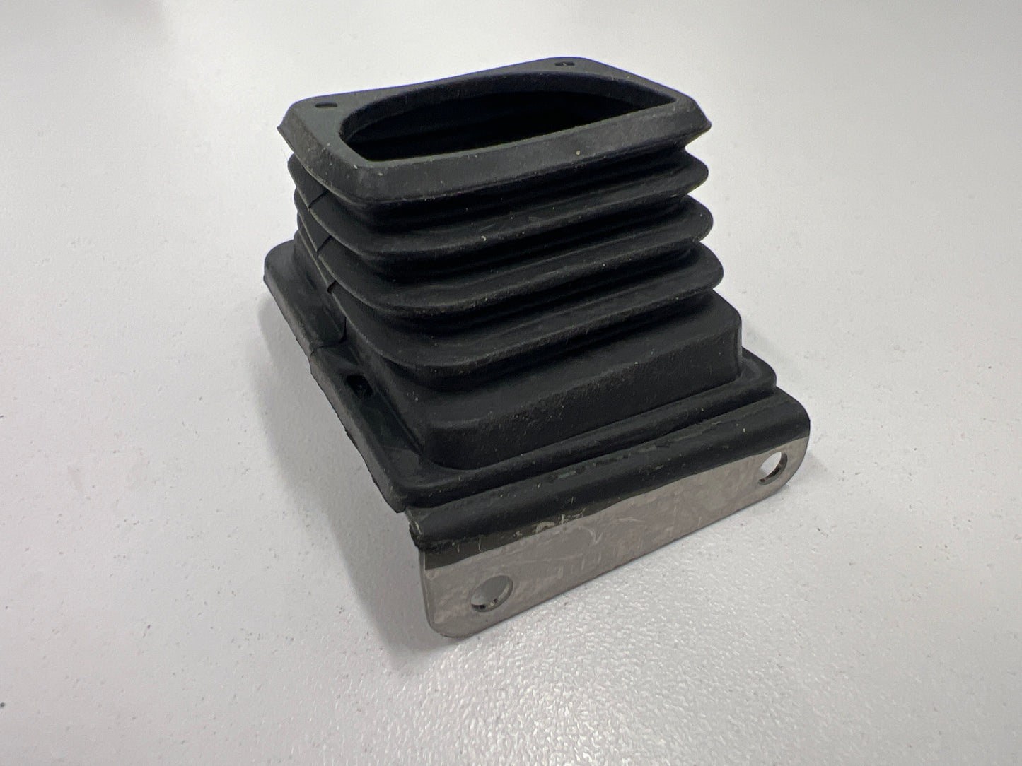 Front Right Axle Boot for Luba 1 - C.700.0113